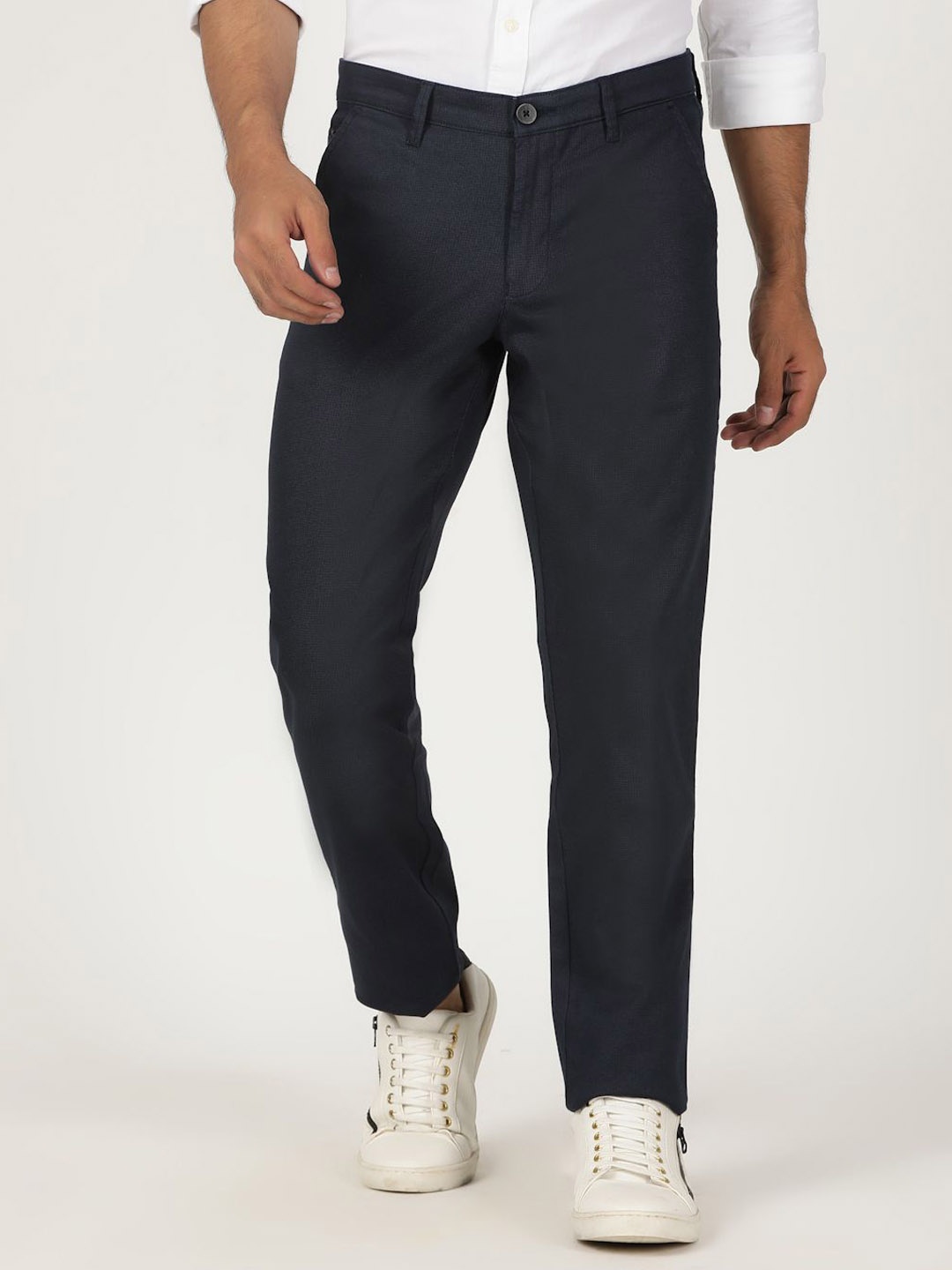 

Greenfibre Men Slim Fit Mid-Rise Cotton Trousers, Navy blue