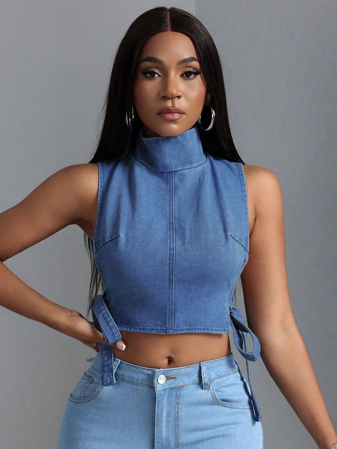 

StyleCast x Revolte Women High Neck Denim Crop Top, Blue