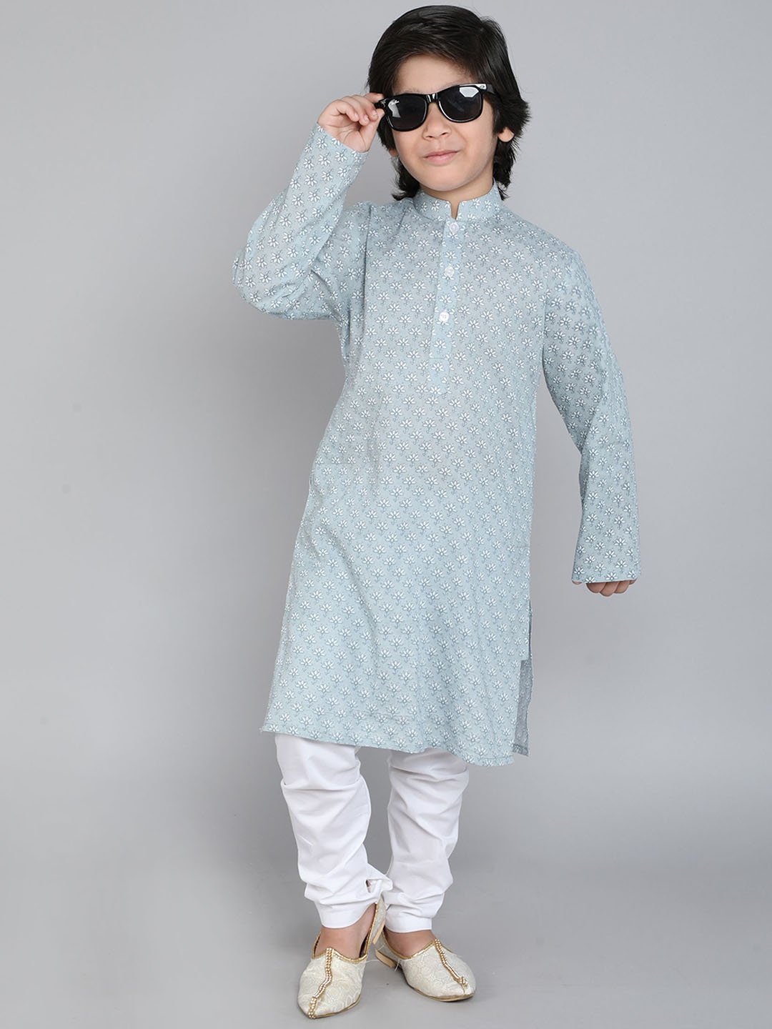 

Little Clothings Boys Floral Printed Mandarin Collar Pure Cotton Straight Kurta & Churidar, Blue