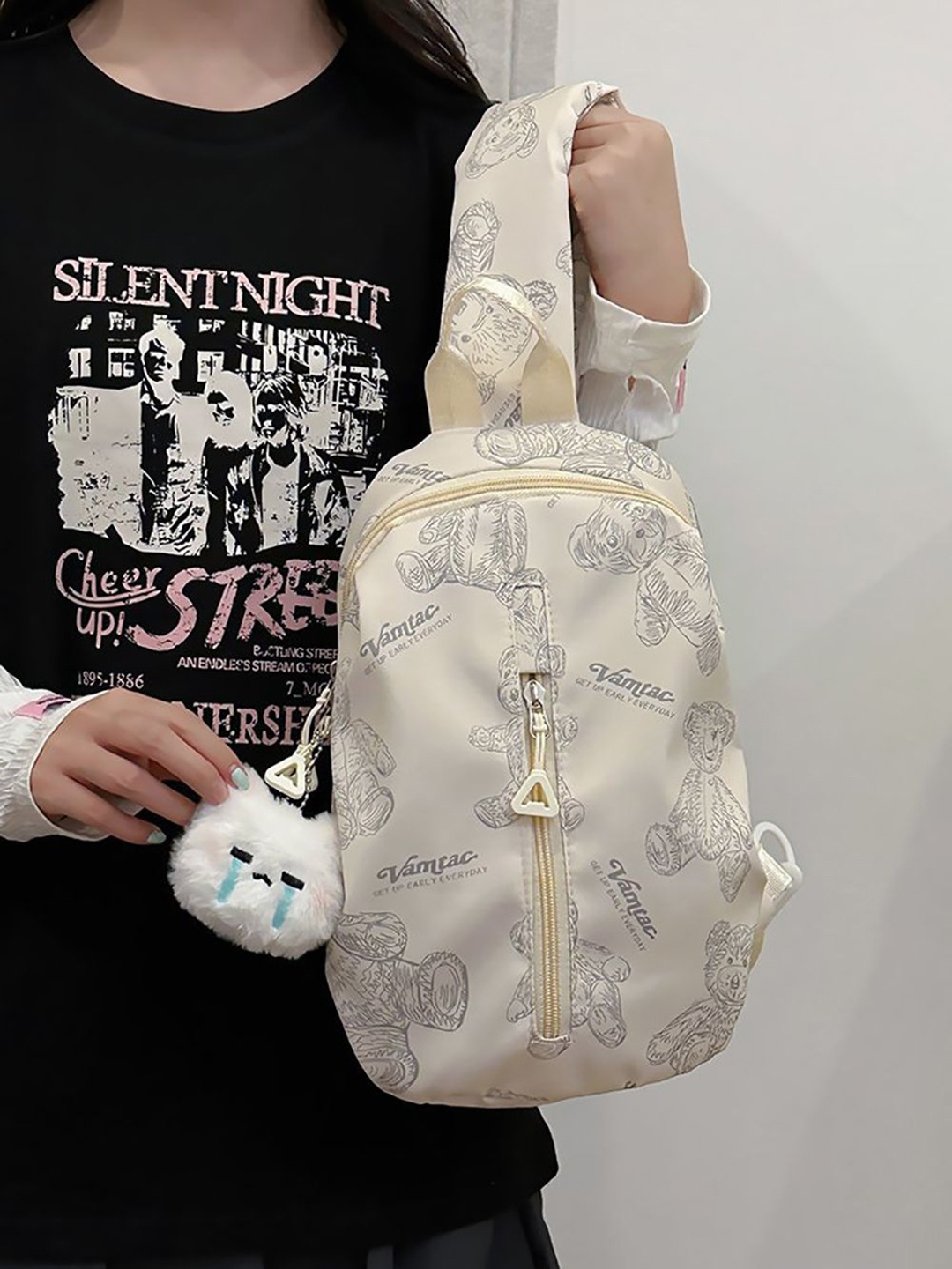

StyleCast x Revolte Printed Structured Shoulder Bag, White