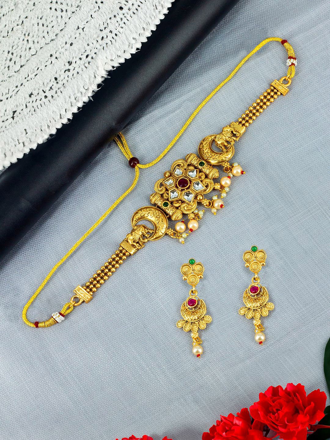 

PRIVIU Gold Plated Kundan Studded Necklace and Earrings