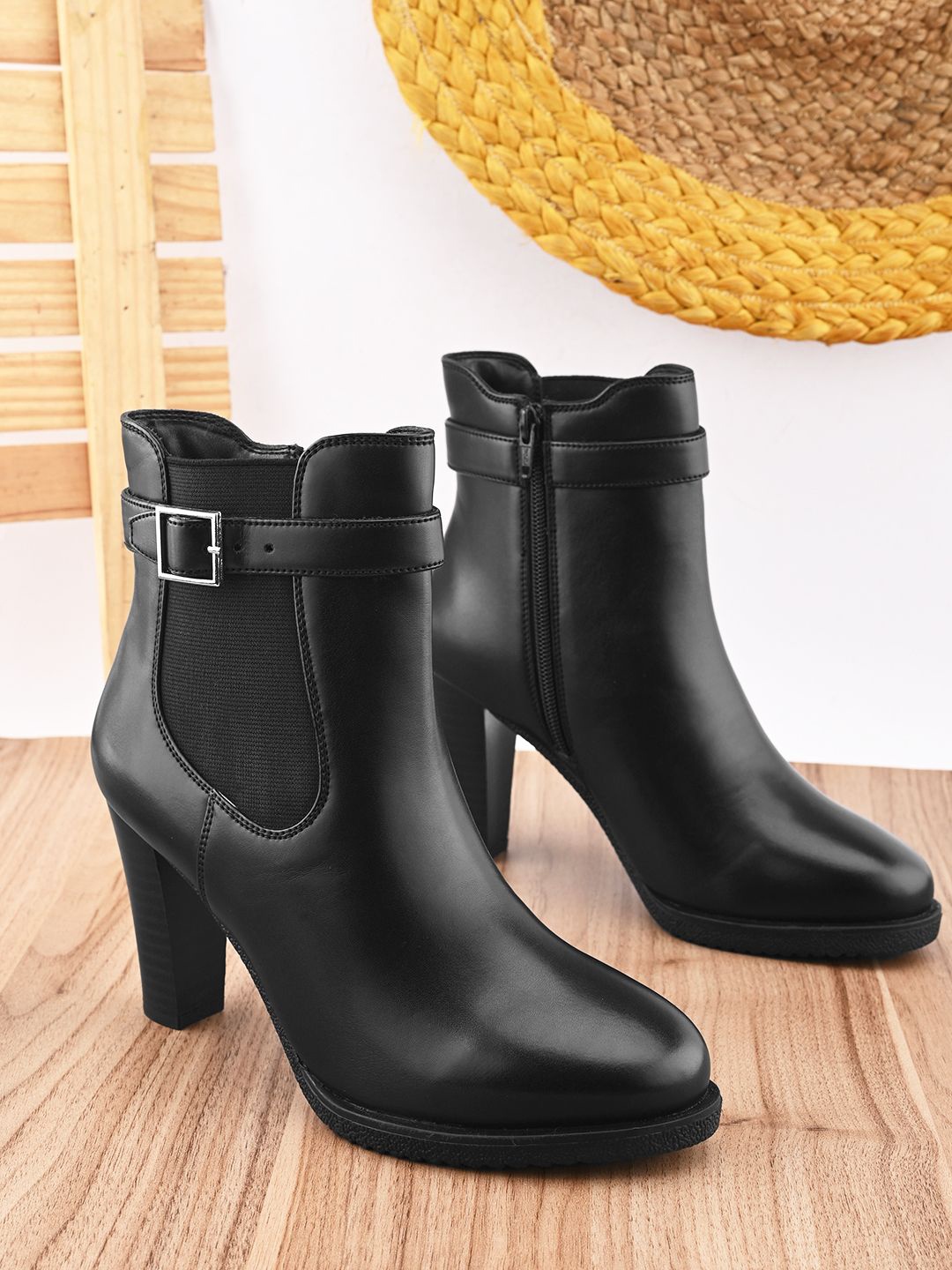 

The Roadster Lifestyle Co. Women Heeled Chelsea Boots, Black