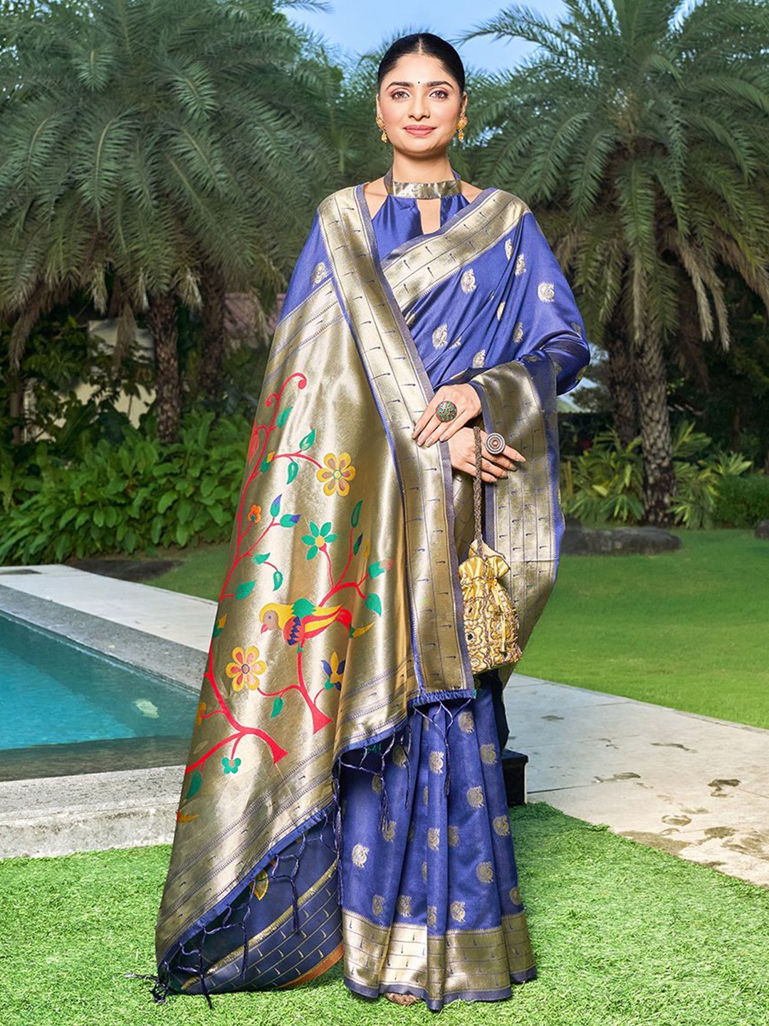 

GARIYA Woven Design Zari Silk Blend Paithani Saree, Navy blue