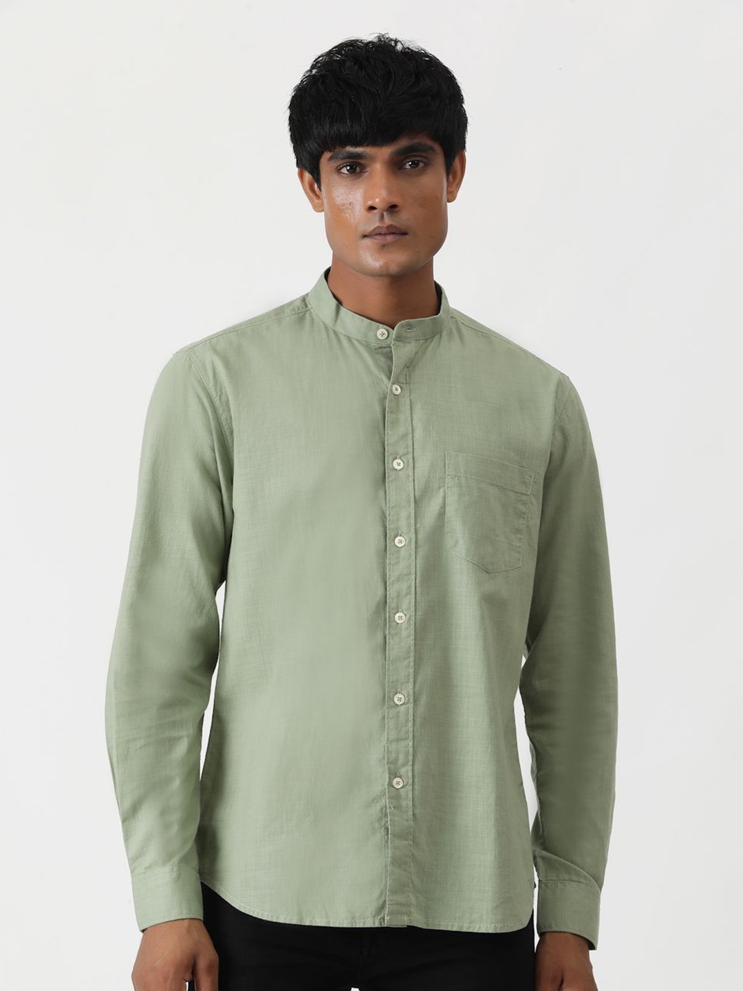 

Greenfibre Men Slim Fit Opaque Casual Shirt, Green