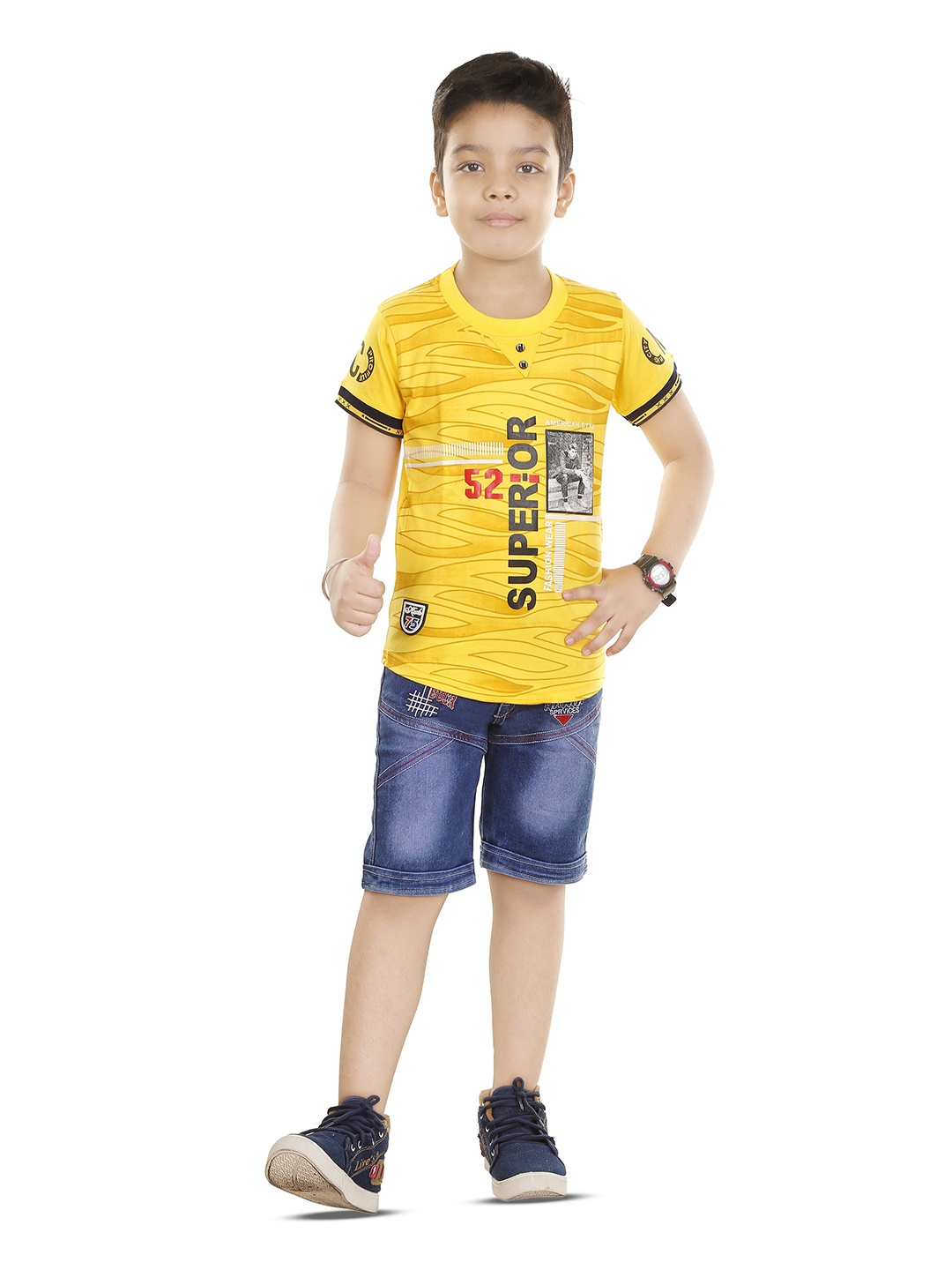 

BAESD Boys Printed T-shirt with Shorts, Yellow