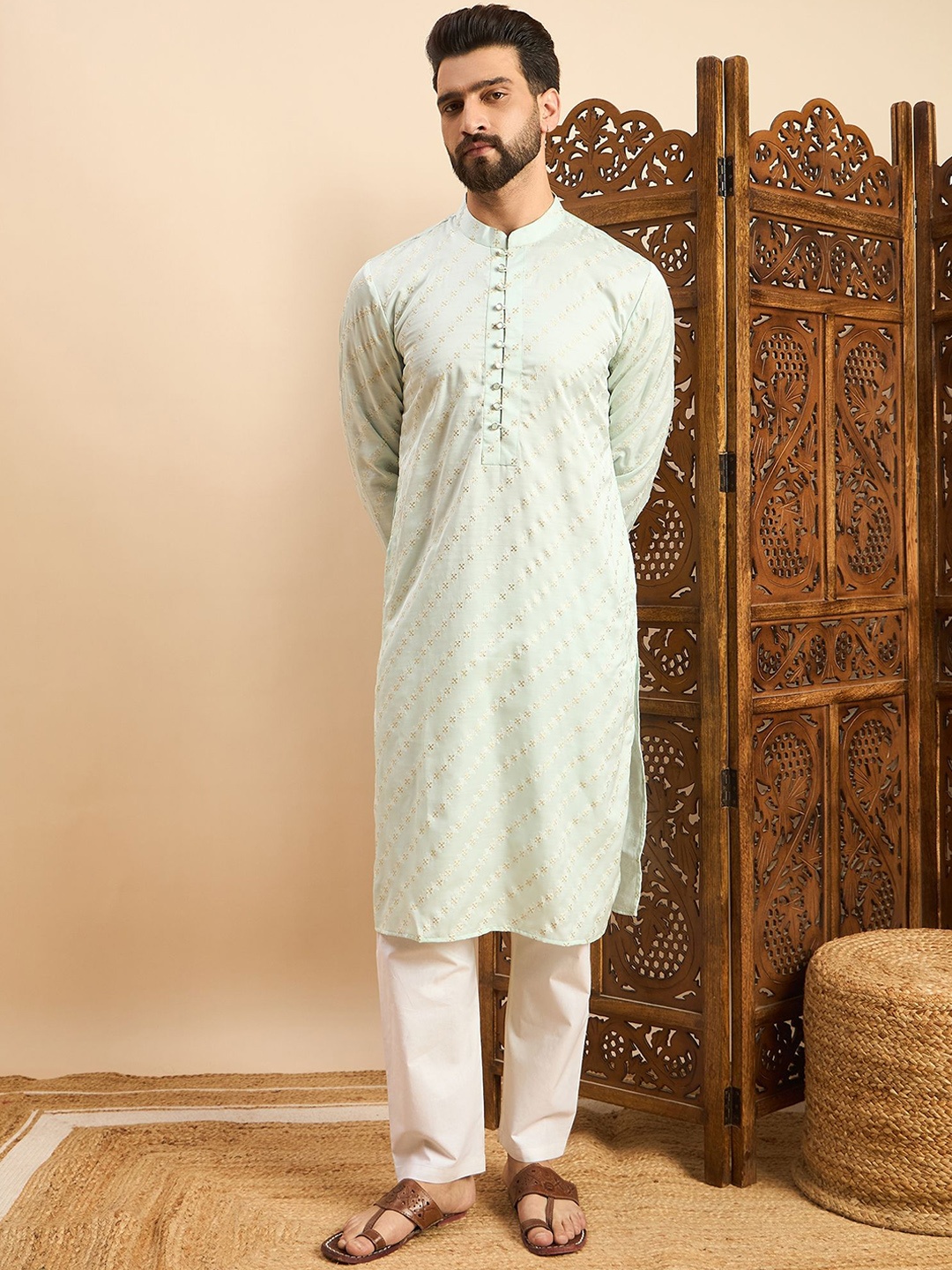 

HERE&NOW Men Ethnic Motifs Printed Thread Work Kurta, Green