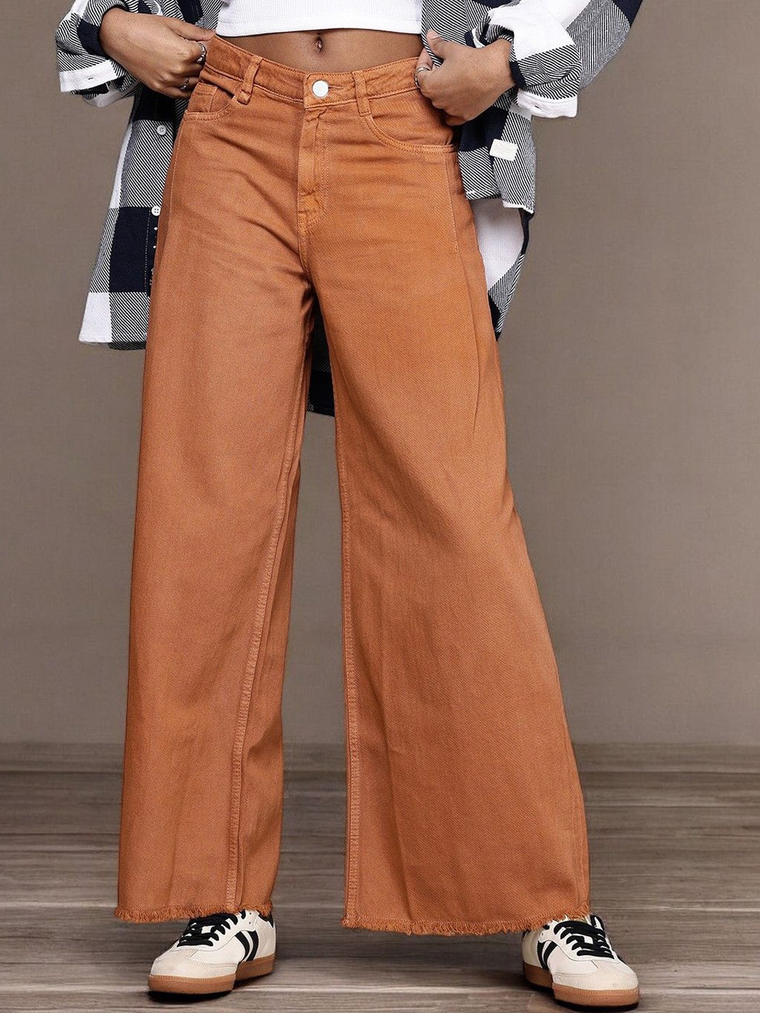 

The Roadster Lifestyle Co. Women Cotton Wide Leg High Rise Jeans, Brown