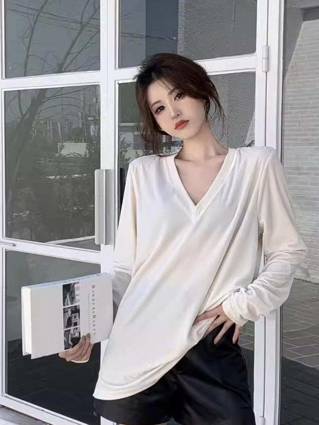 

HERE&NOW Women V-Neck Long Sleeve Top, White