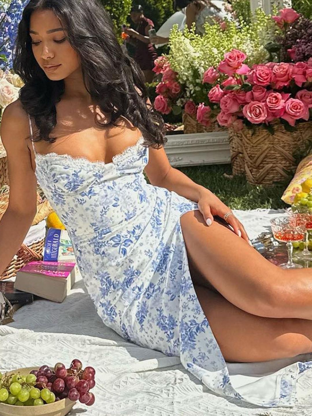 

KPOP Women Floral Printed Bodycon Midi Dress, White