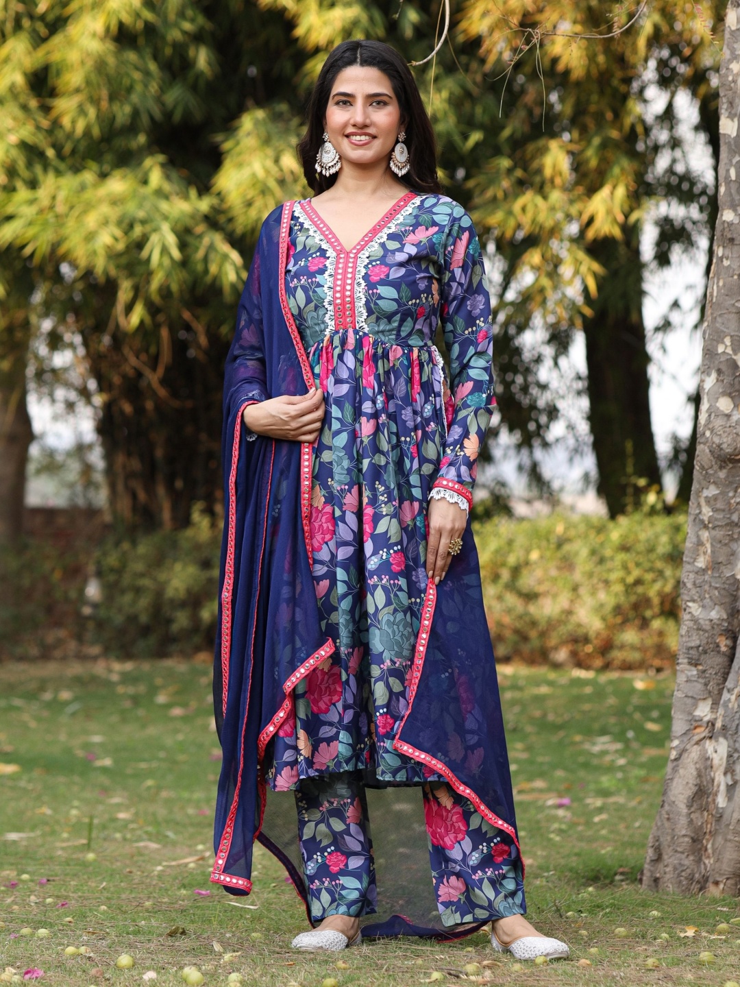 

ASHEERA Women Floral Printed Pleated Mirror Work Pure Cotton Kurta with Trousers & With Dupatta, Blue