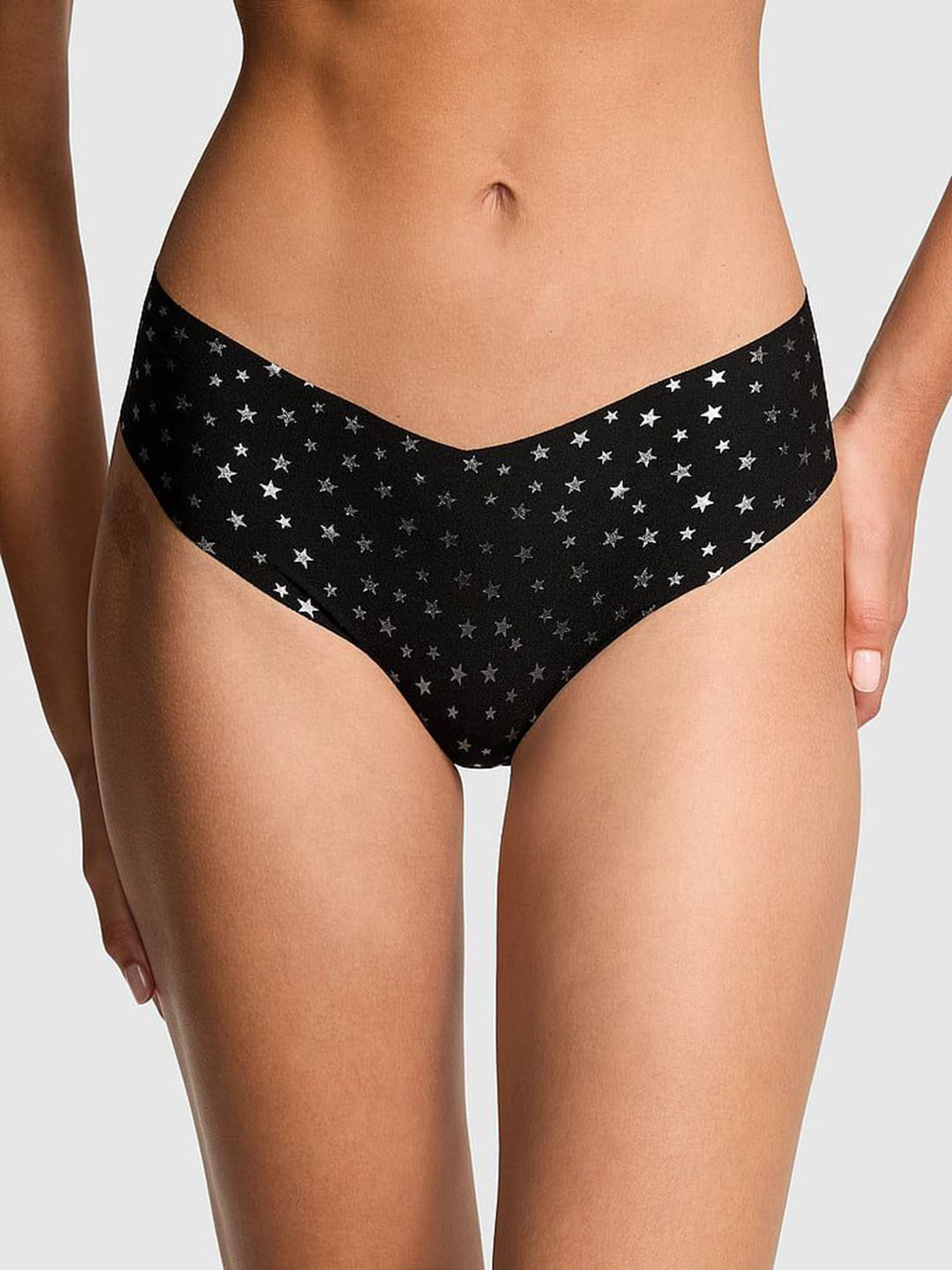 

Victoria's Secret Women Printed Thong Briefs, Black