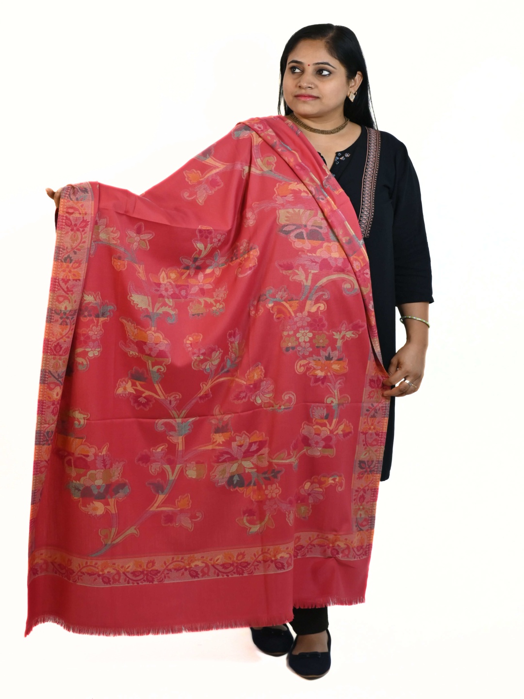 

Vrinde Women Paisley Printed Shawl, Pink