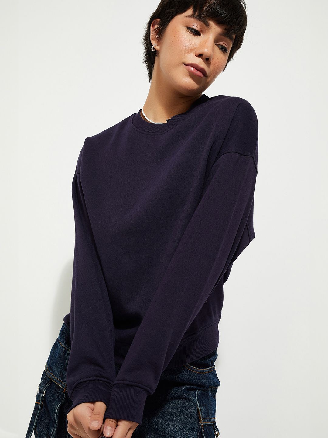 

MAX URB_N Women Solid Oversized Sweatshirt, Blue