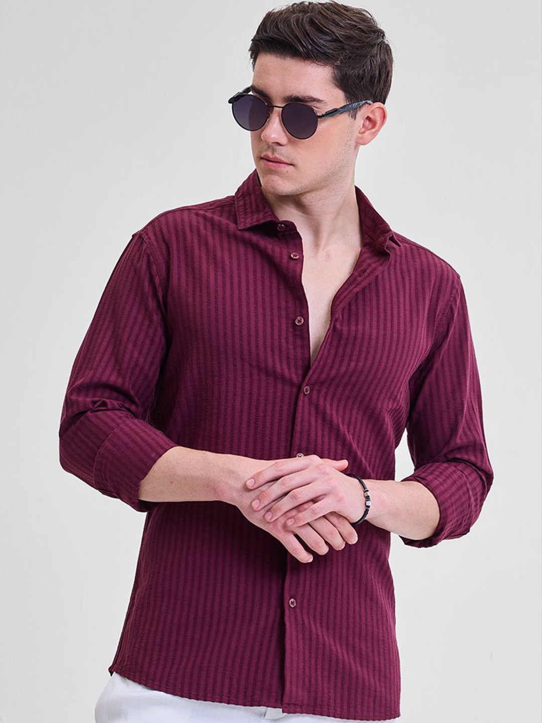 

Snitch Men Smart Slim Fit Opaque Striped Casual Shirt, Burgundy