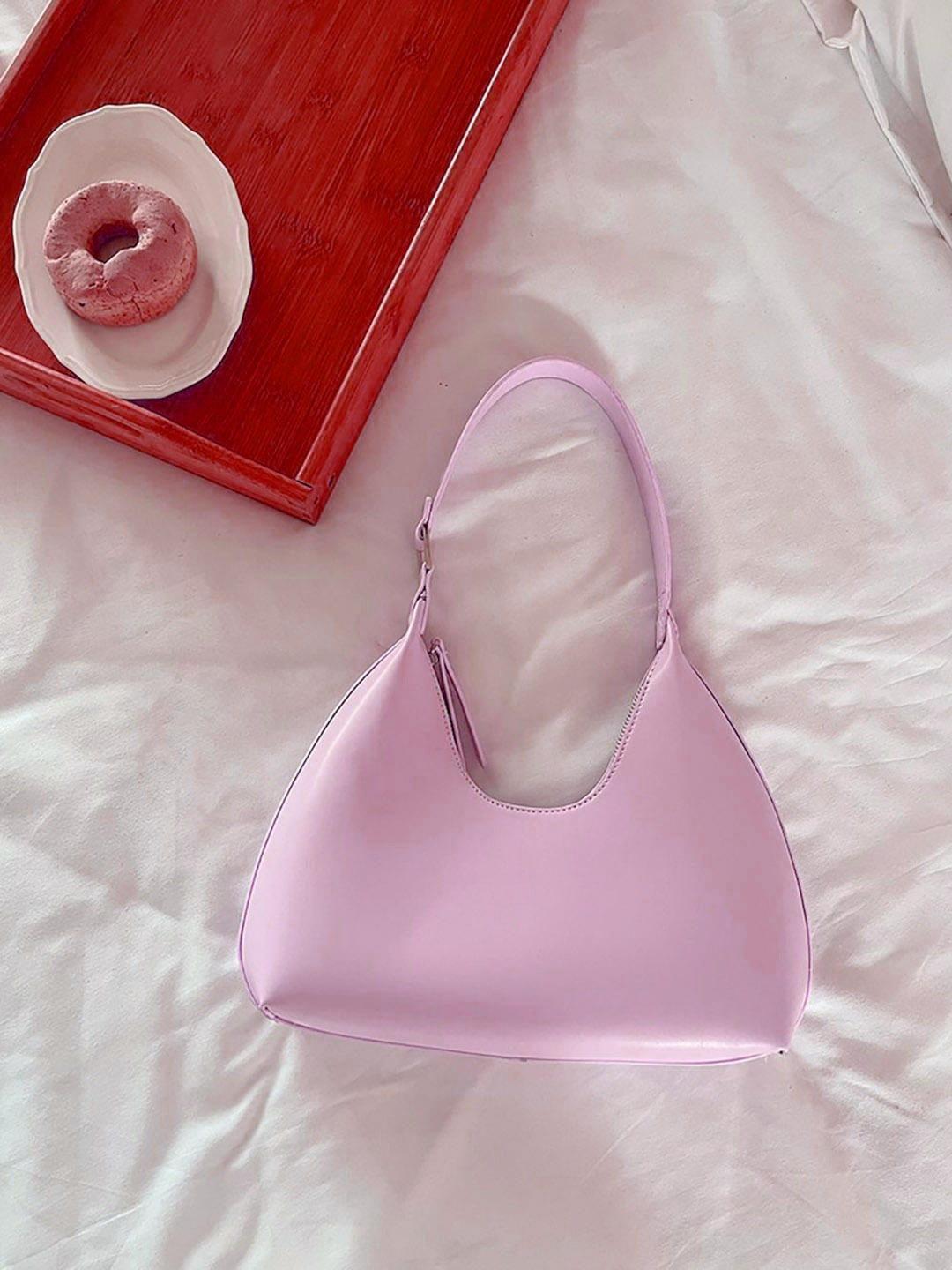 

StyleCast x Revolte Sling Bag, Pink