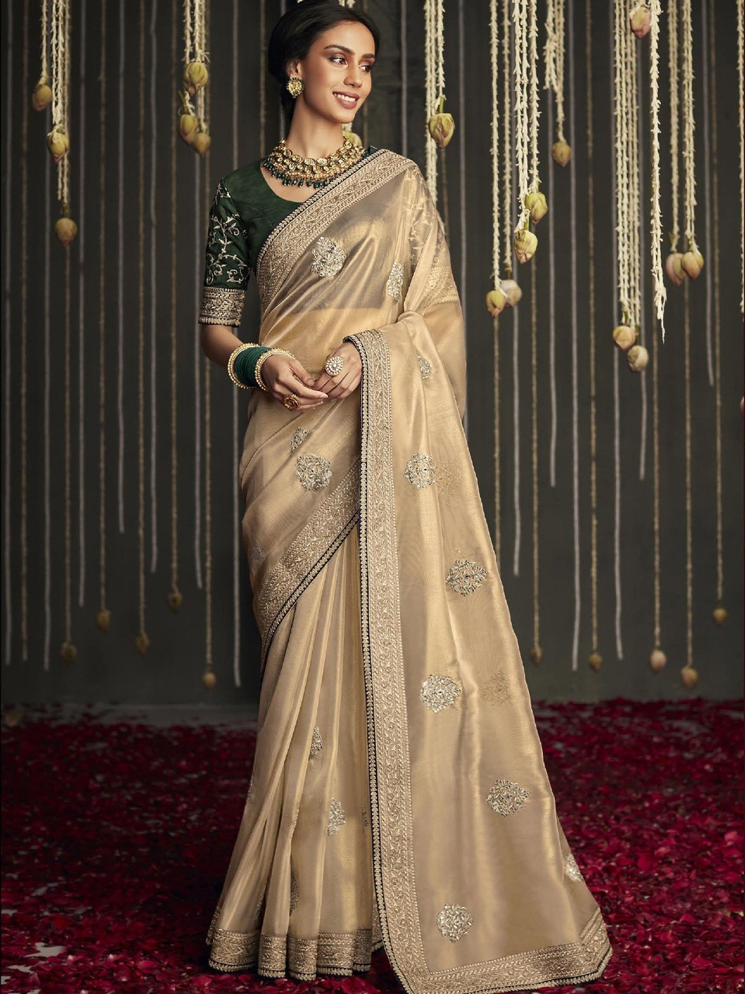 

MAHALASA Embellished Embroidered Saree, Green