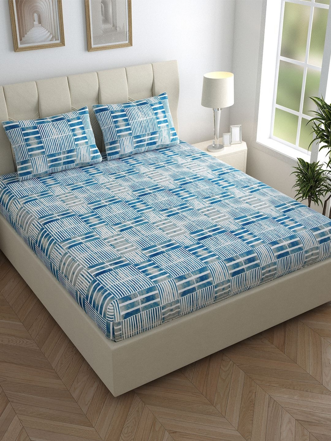 

LINENWALAS Happy Sleeping Blue & White 210 TC King Bedsheet with 2 Pillow Covers
