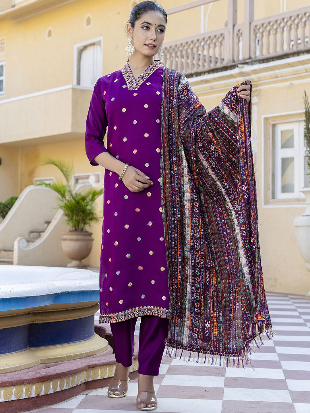 

Navlik Women Floral Embroidered Regular Kurta with Trousers & With Dupatta, Purple