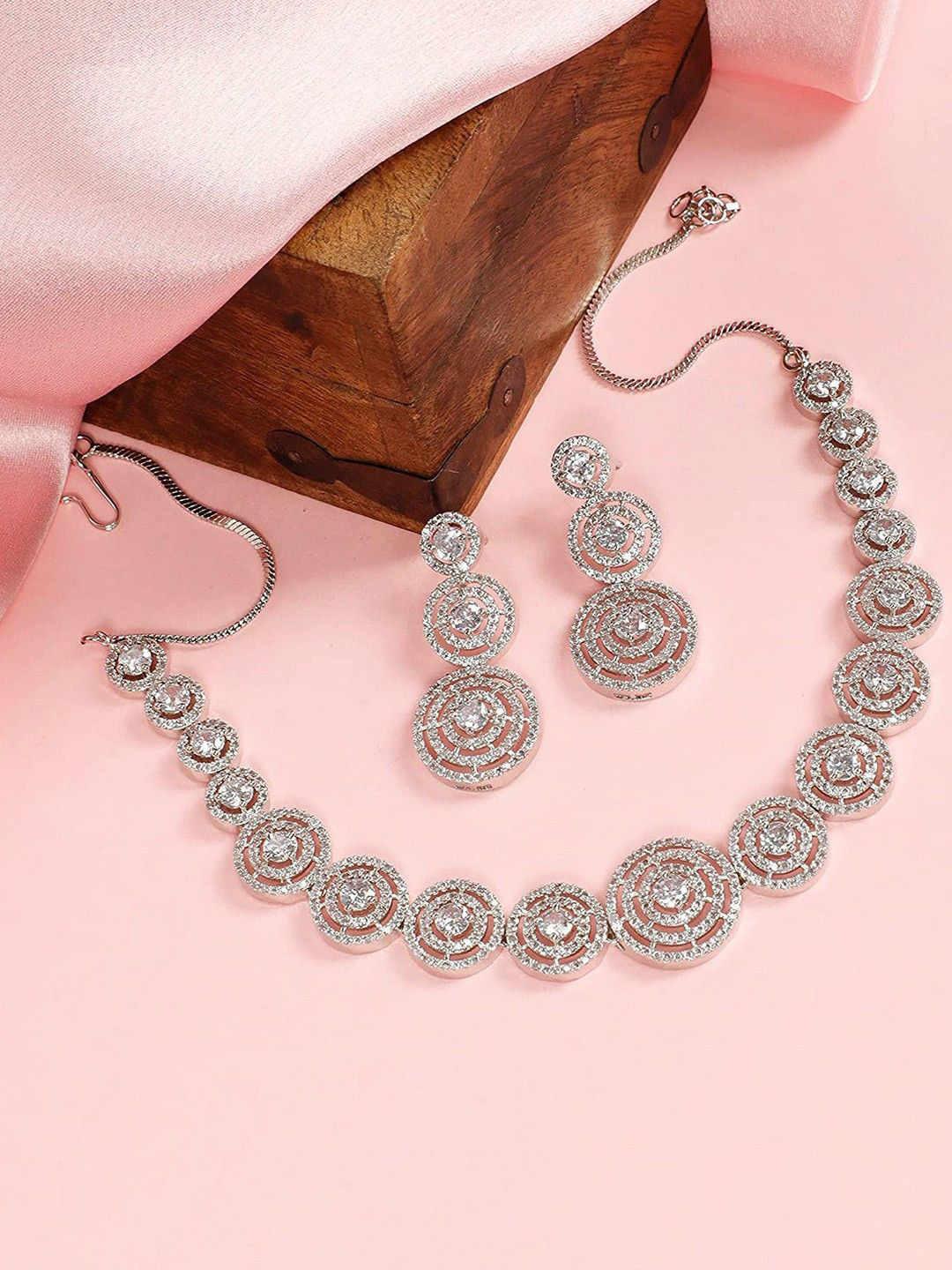 

PRIVIU Rhodium-Plated American Diamond-Studded Necklace and Earrings, Silver