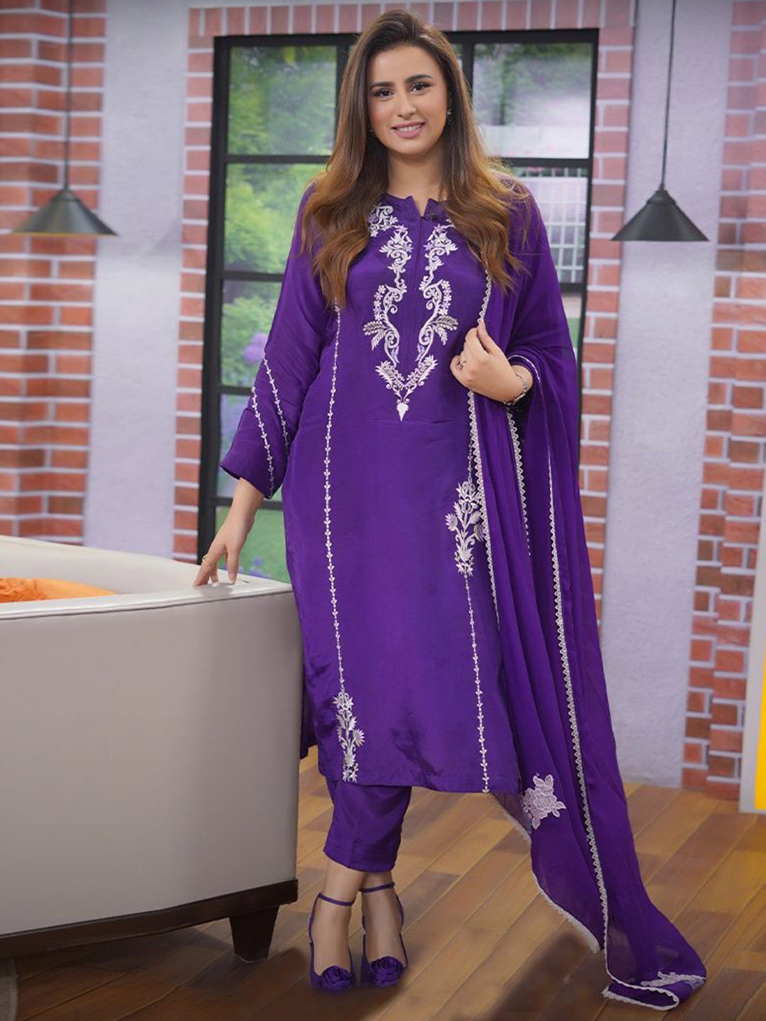 

GoSriKi Women Floral Embroidered Regular Kurta with Trousers & With Dupatta, Purple