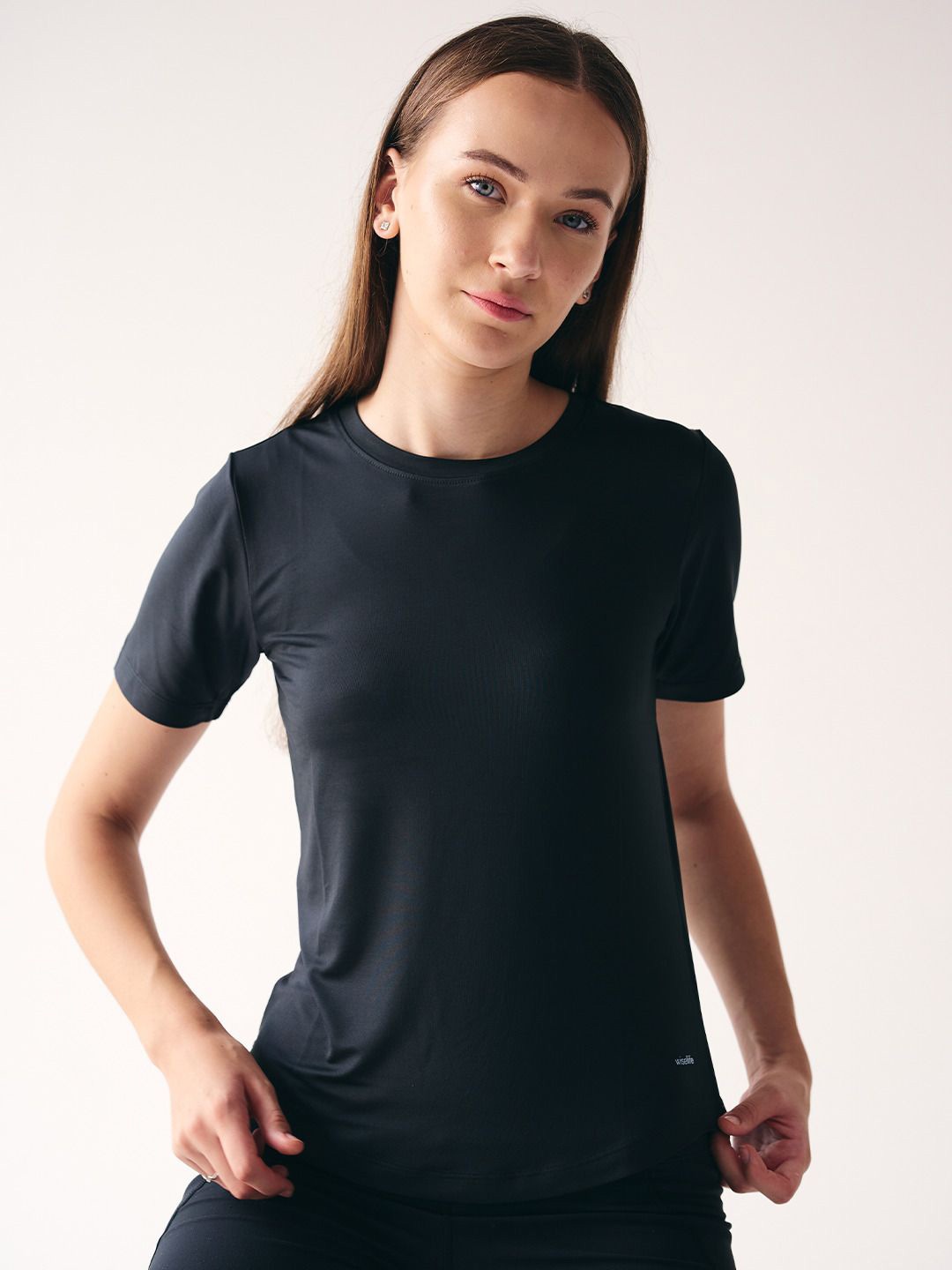 

WiseLife Women Round Neck Short Sleeves Top, Black