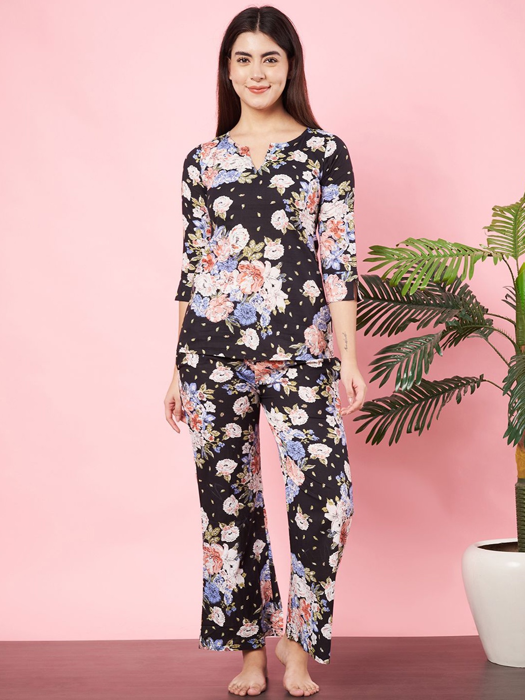 

HERE&NOW Women Floral Printed Pure Cotton Night suit, Black