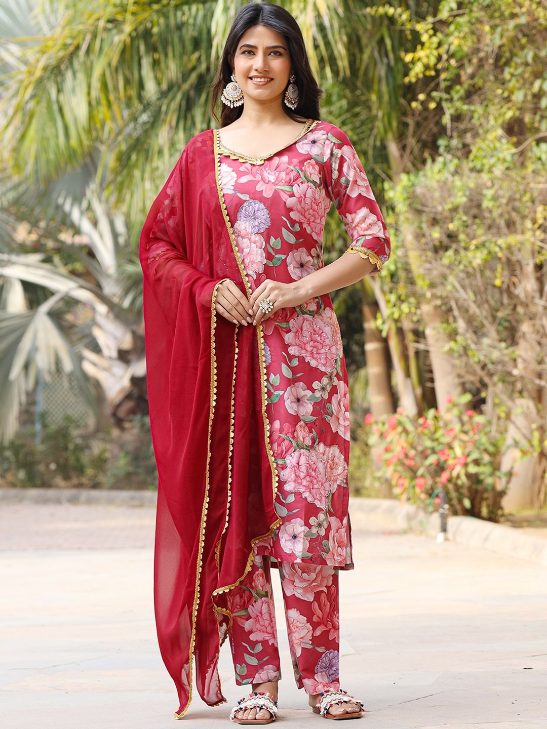 

ASHEERA Women Floral Embroidered Regular Zardozi Kurta with Trousers & With Dupatta, Coral