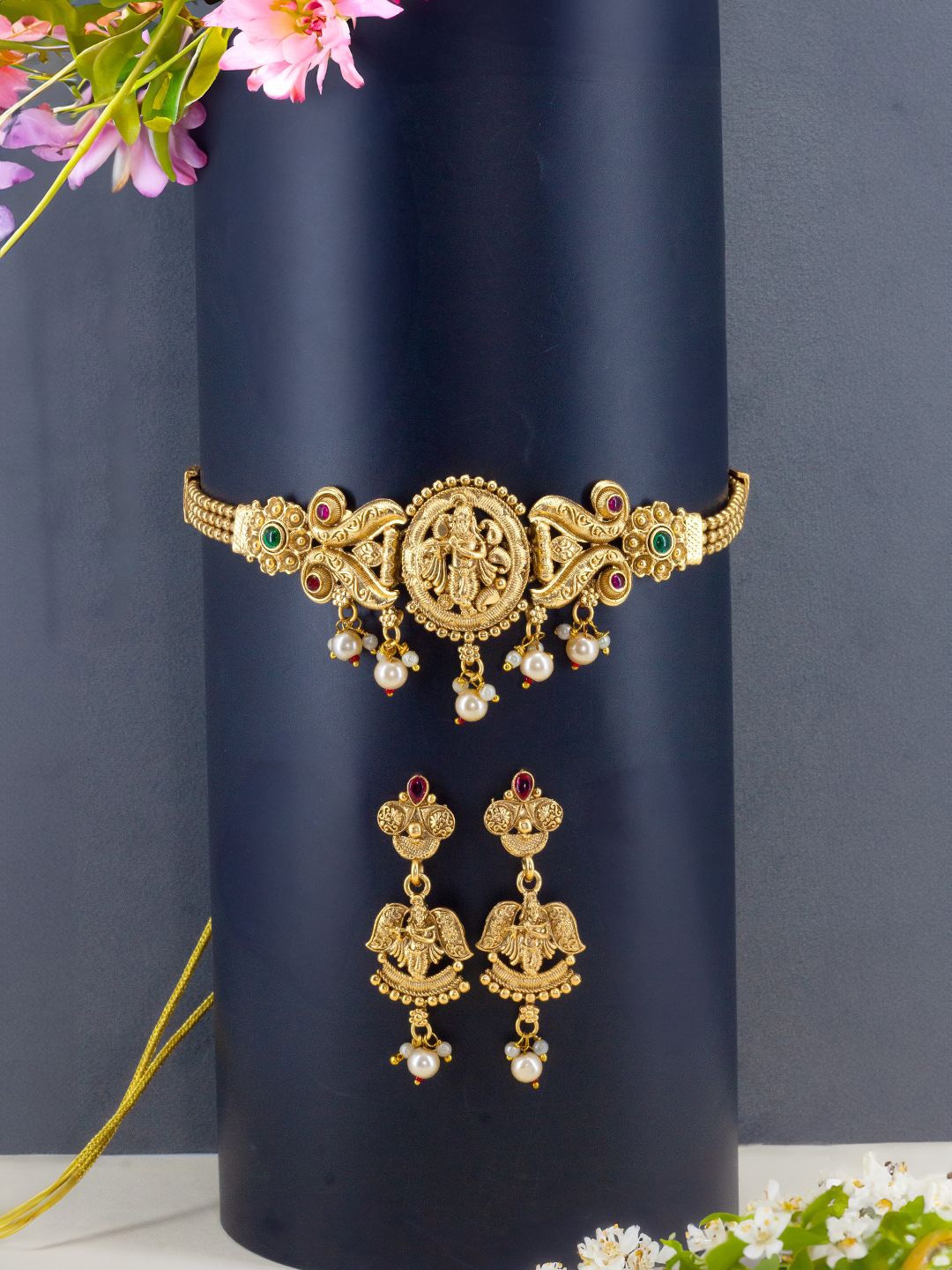 

PRIVIU Gold-Plated Kundan-Studded & Beaded Shree Krishna Necklace and Earrings