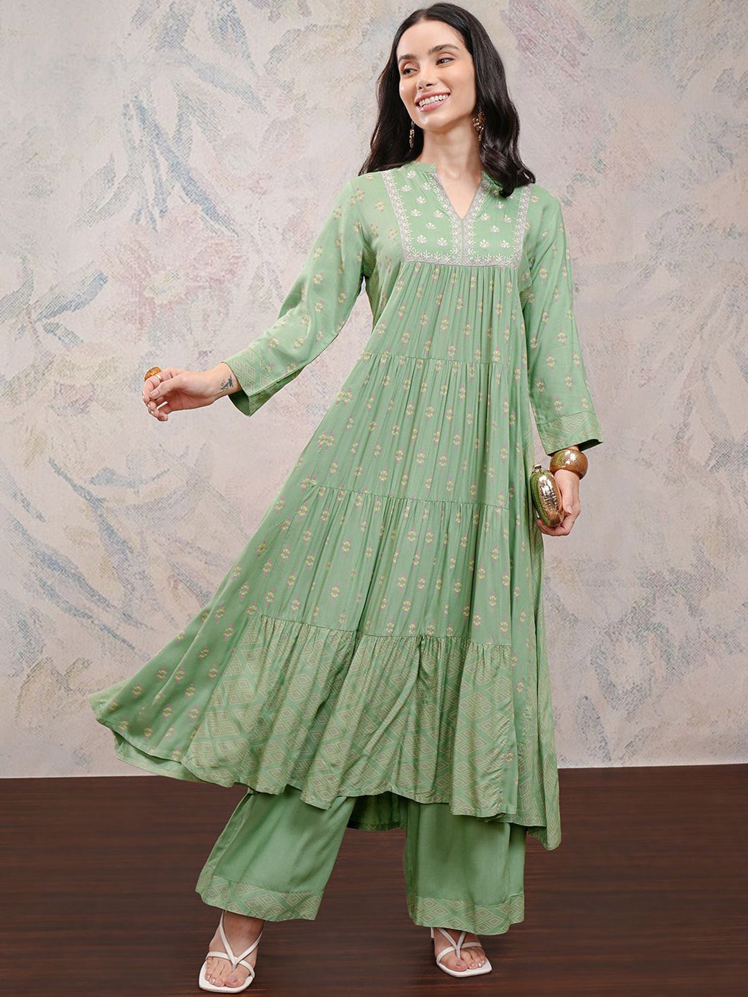 

Vishudh Women Ethnic Motifs Printed Tiered Thread Work Kurta with Palazzos, Green