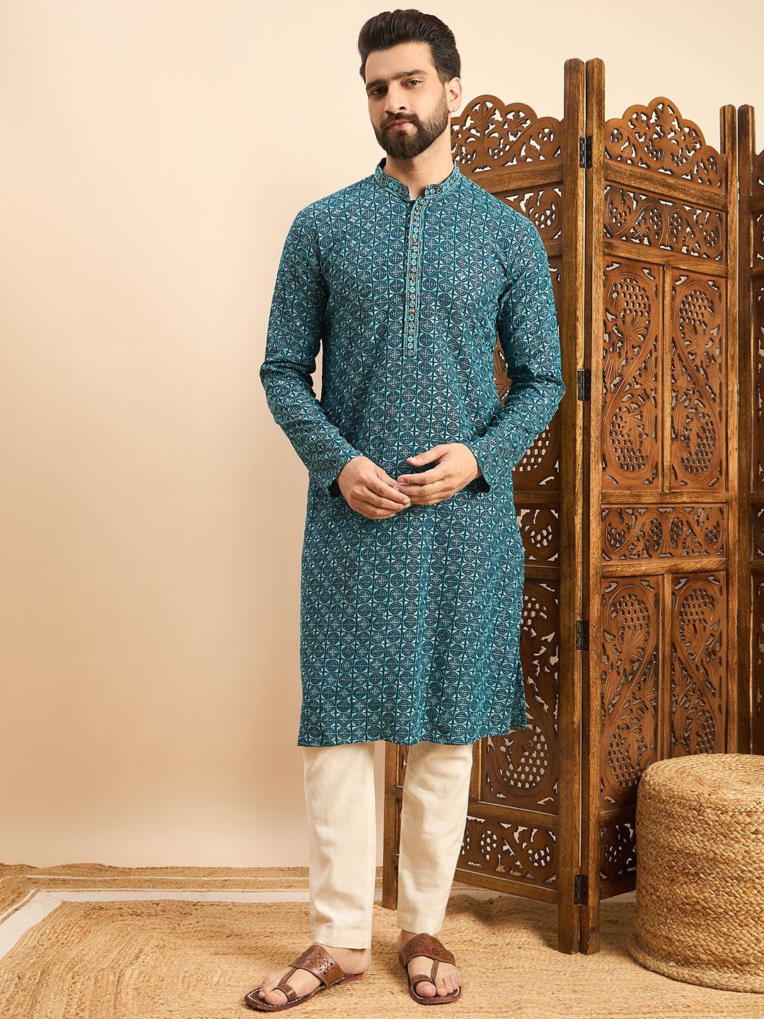 

HERE&NOW Men Ethnic Motifs Printed Thread Work Kurta, Green