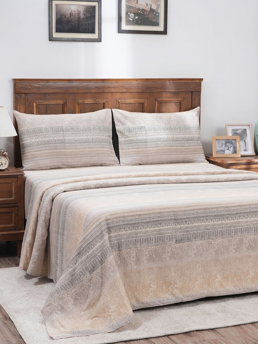

MASPAR Beige & Grey Printed 300 TC Cotton Queen Bedsheet Set 2.24 m x 2.75 m