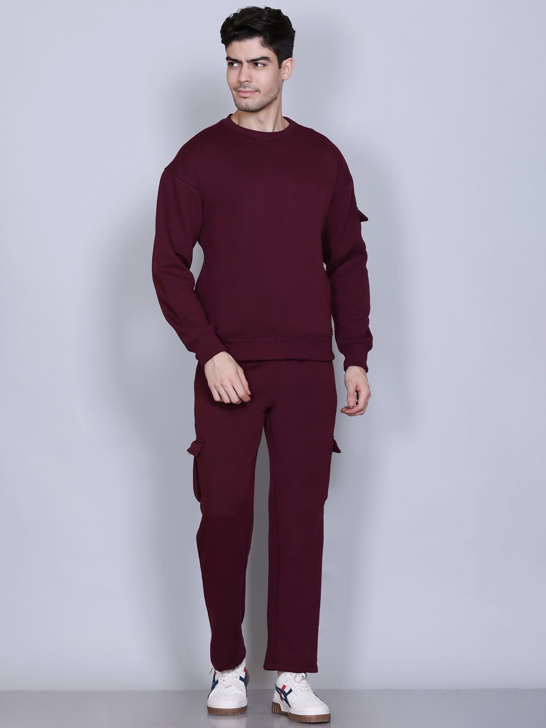 

Antiloop Men Round Neck Long Sleeves Tracksuit, Maroon