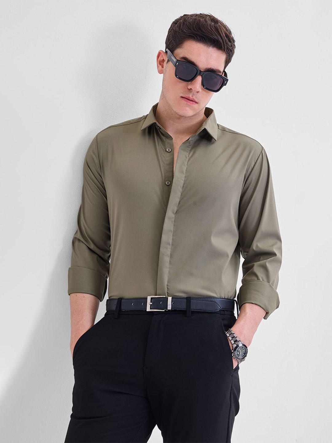 

Snitch Men Smart Slim Fit Opaque Formal Shirt, Olive