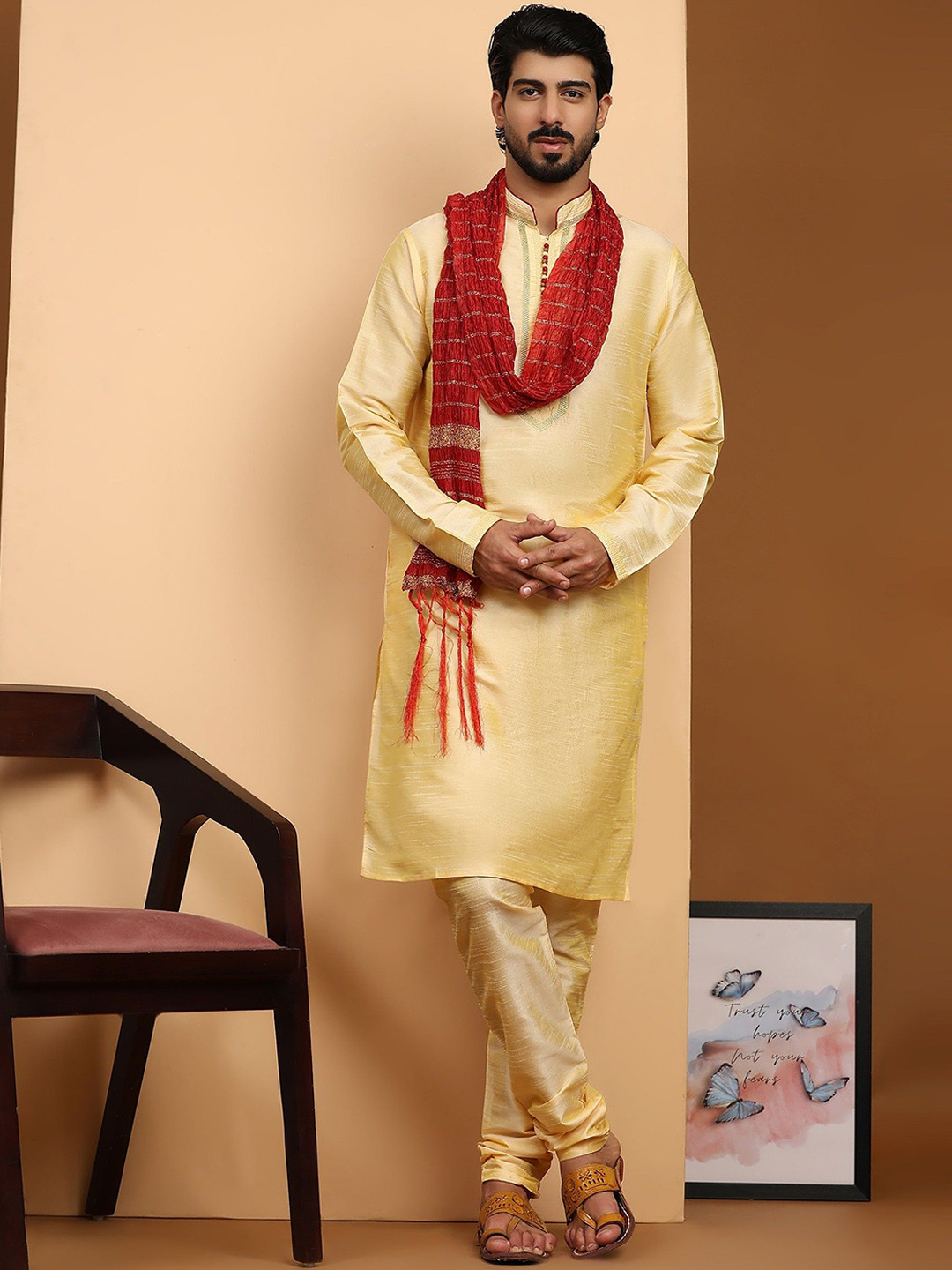 

SKAVIJ Men Ethnic Motifs Embroidered Regular Thread Work Dupion Silk Kurta with Churidar & With Dupatta, Beige
