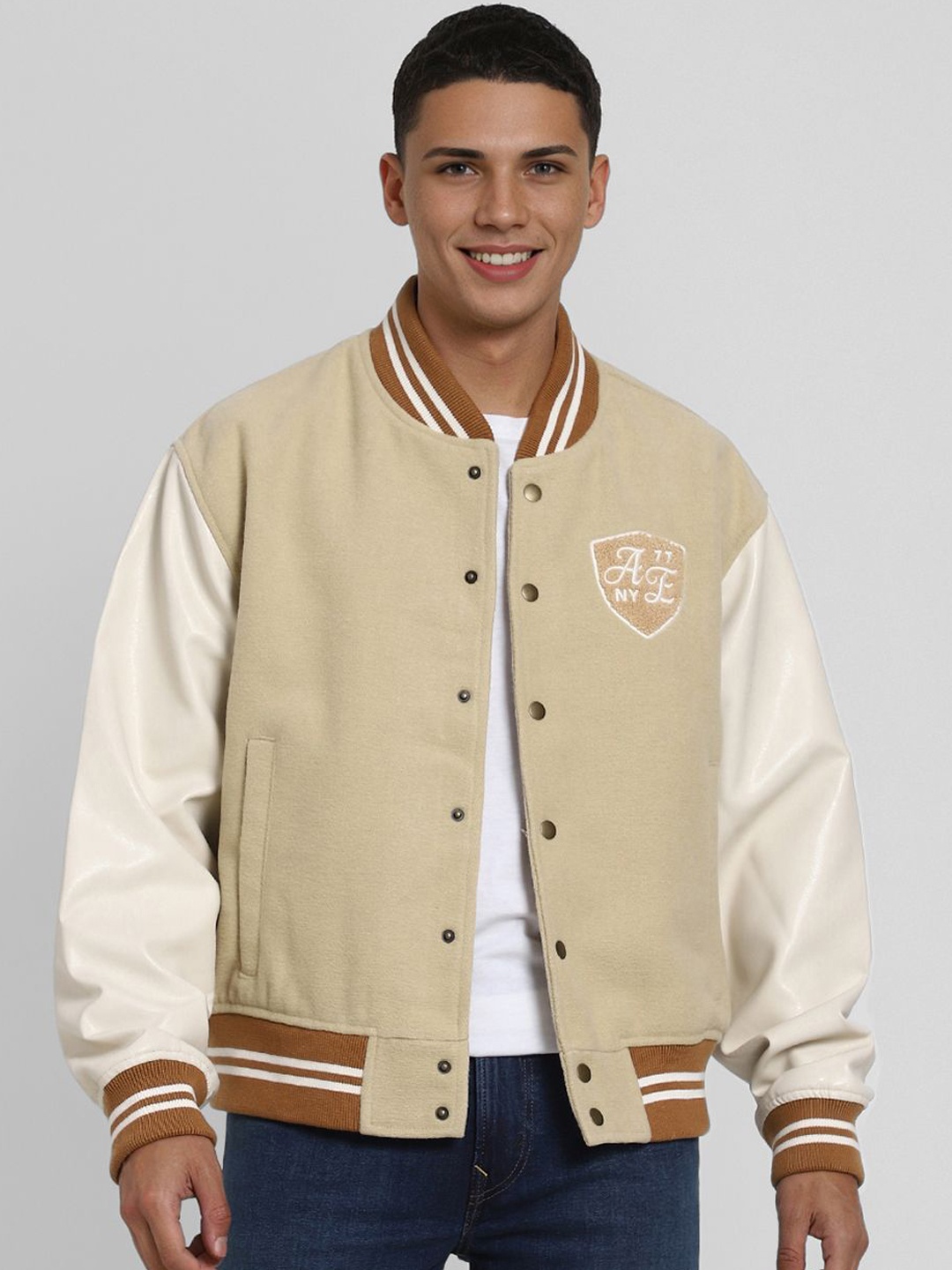 

AMERICAN EAGLE OUTFITTERS Men Colourblocked Bomber with Embroidered Jacket, Beige