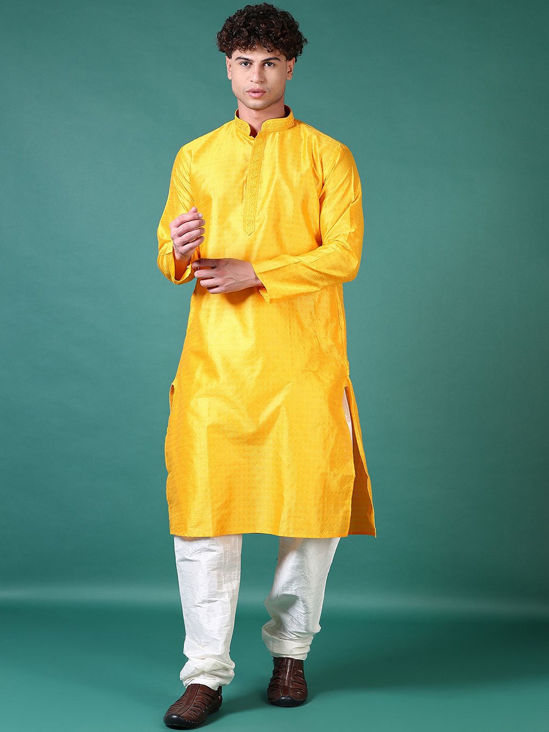 

V-Mart Men Regular Kurta with Pyjamas, Yellow