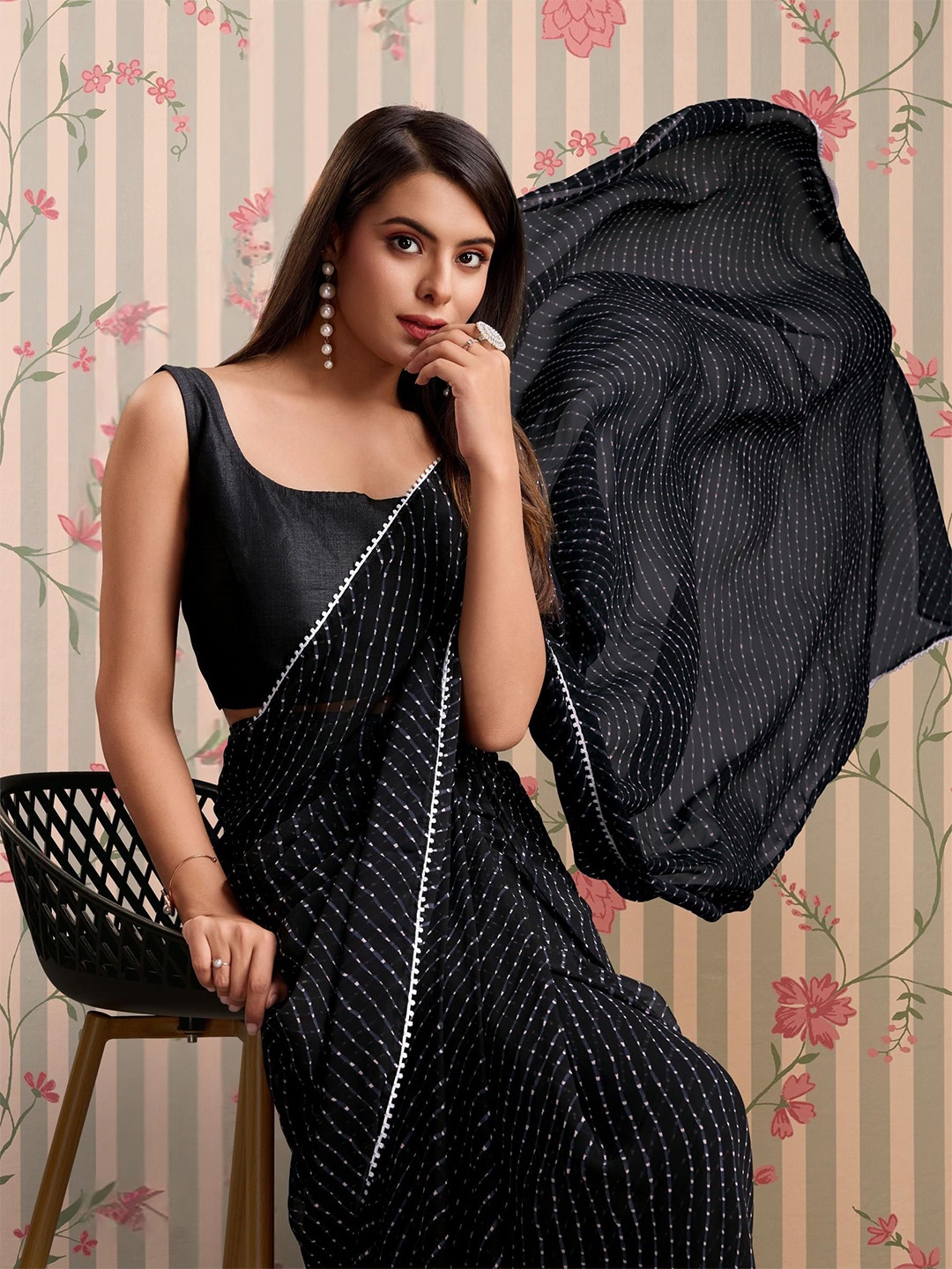 

Ode by House of Pataudi Leheriya Printed Ready to Wear Leheriya Saree, Black