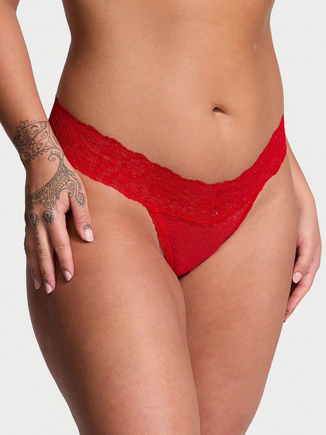 

Victoria's Secret Women Low-Rise Lace Thong Briefs, Red