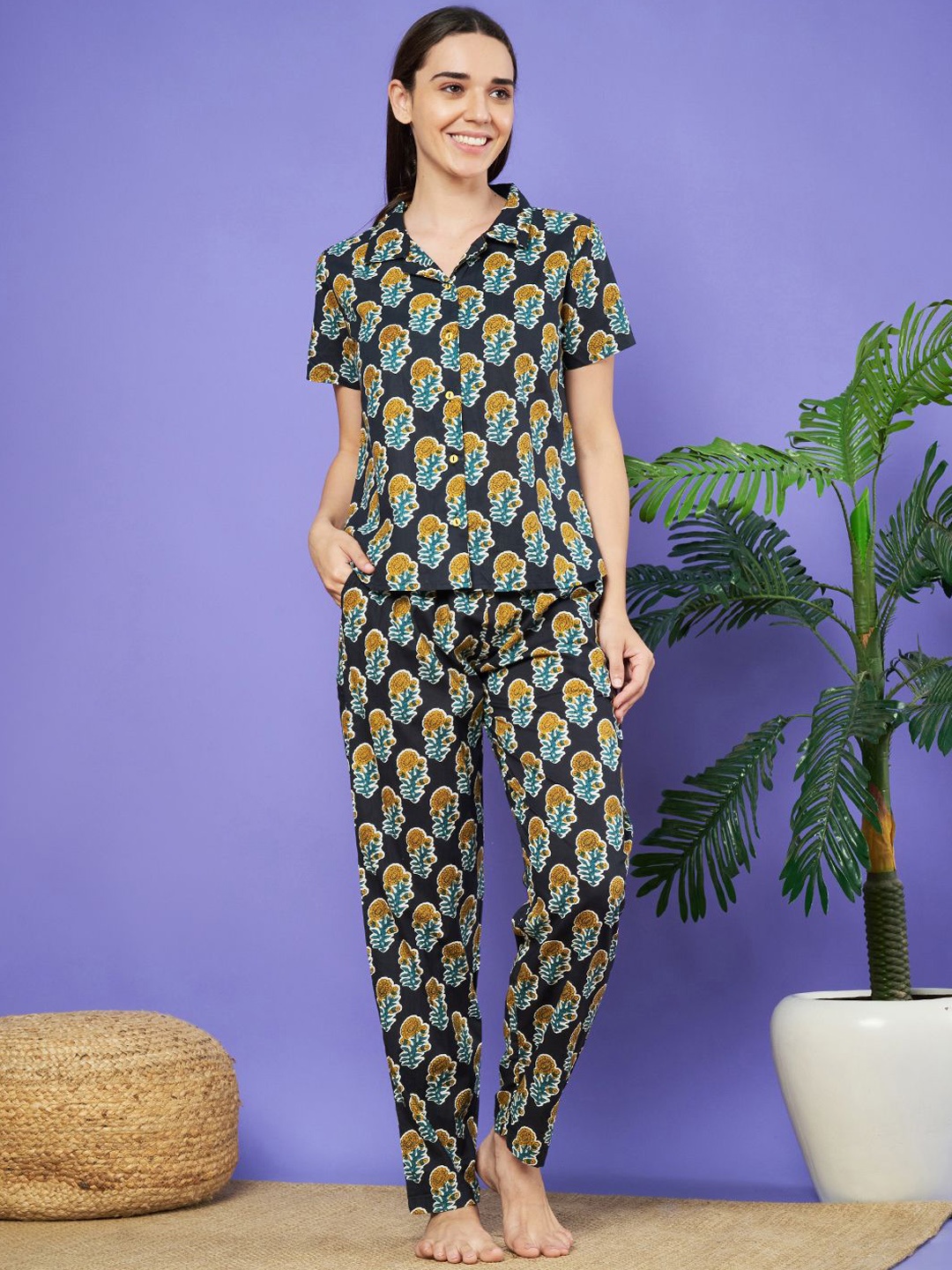 

HERE&NOW Women Floral Printed Pure Cotton Night suit, Black