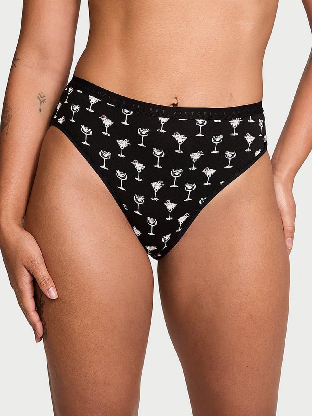 

Victoria's Secret Women Printed Self Design High-Leg Basic Briefs, Black