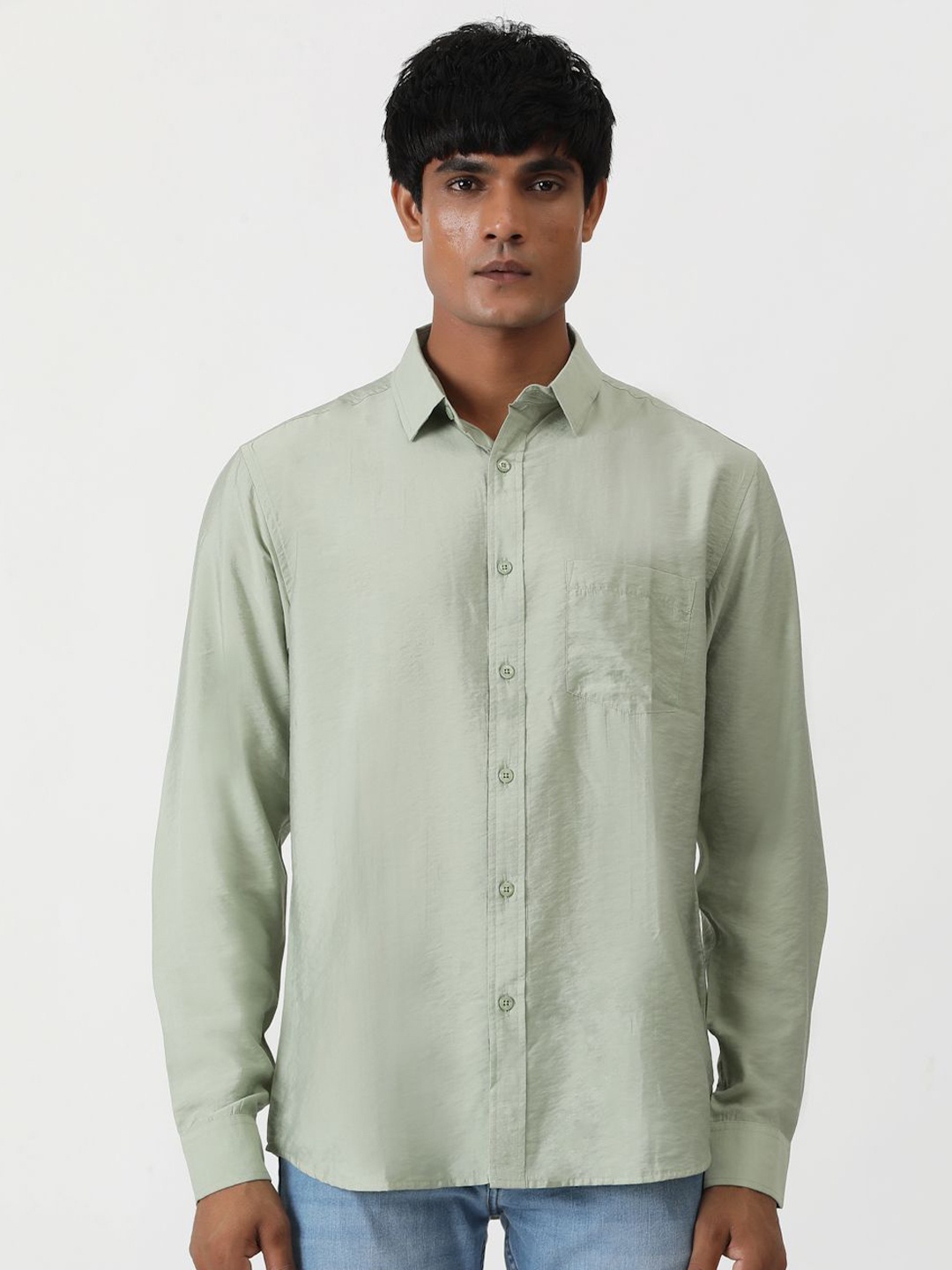 

Greenfibre Men Slim Fit Opaque Casual Shirt, Green