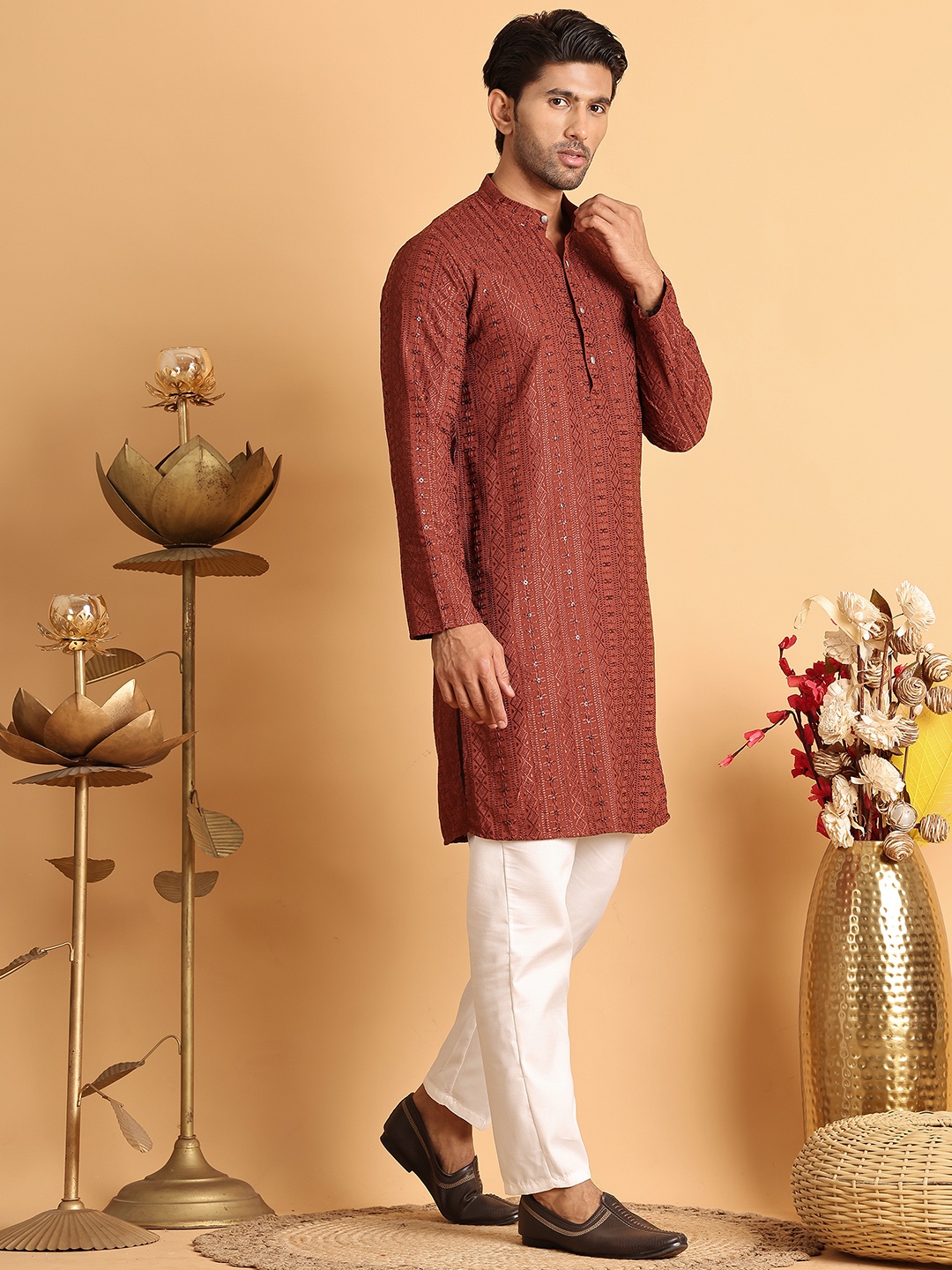 

Jompers Men Embroidered Regular Sequinned Kurta with Pyjamas, Rust