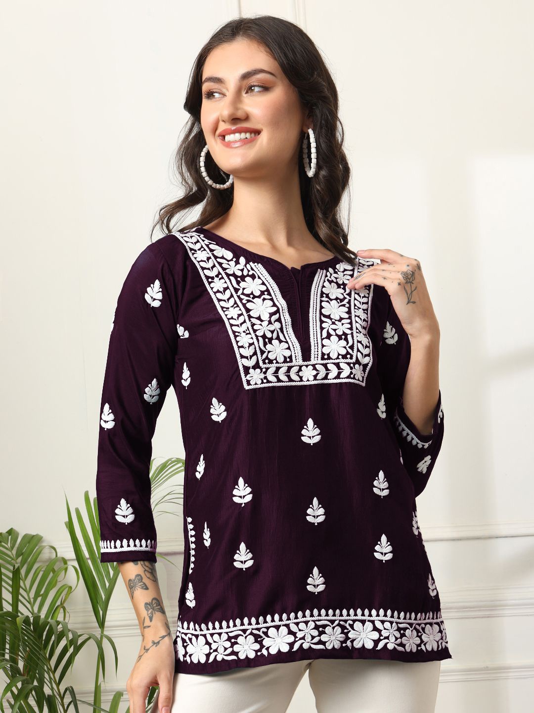 

FORKEY Women Ethnic Motifs Embroidered Chikankari Kurti, Purple