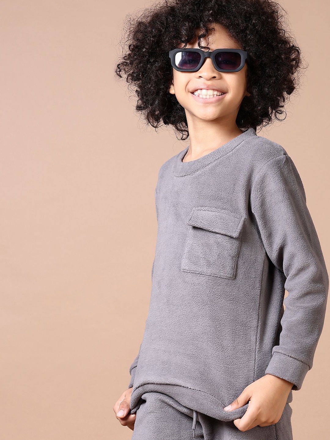 

V-Mart Boys Trousers, Grey