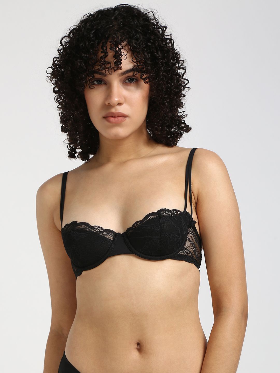 

Calvin Klein Underwear Women Medium Coverage Lightly Padded Balconette Lace Bra, Black