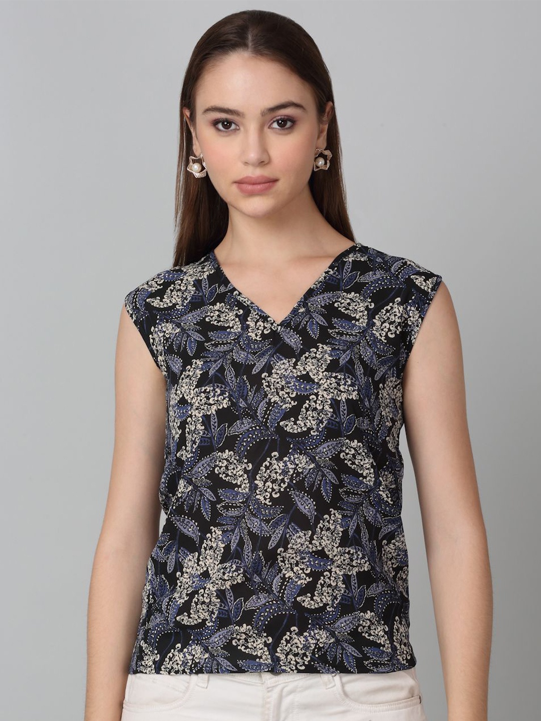 

Dressitude Women Floral Printed Regular Top, Black