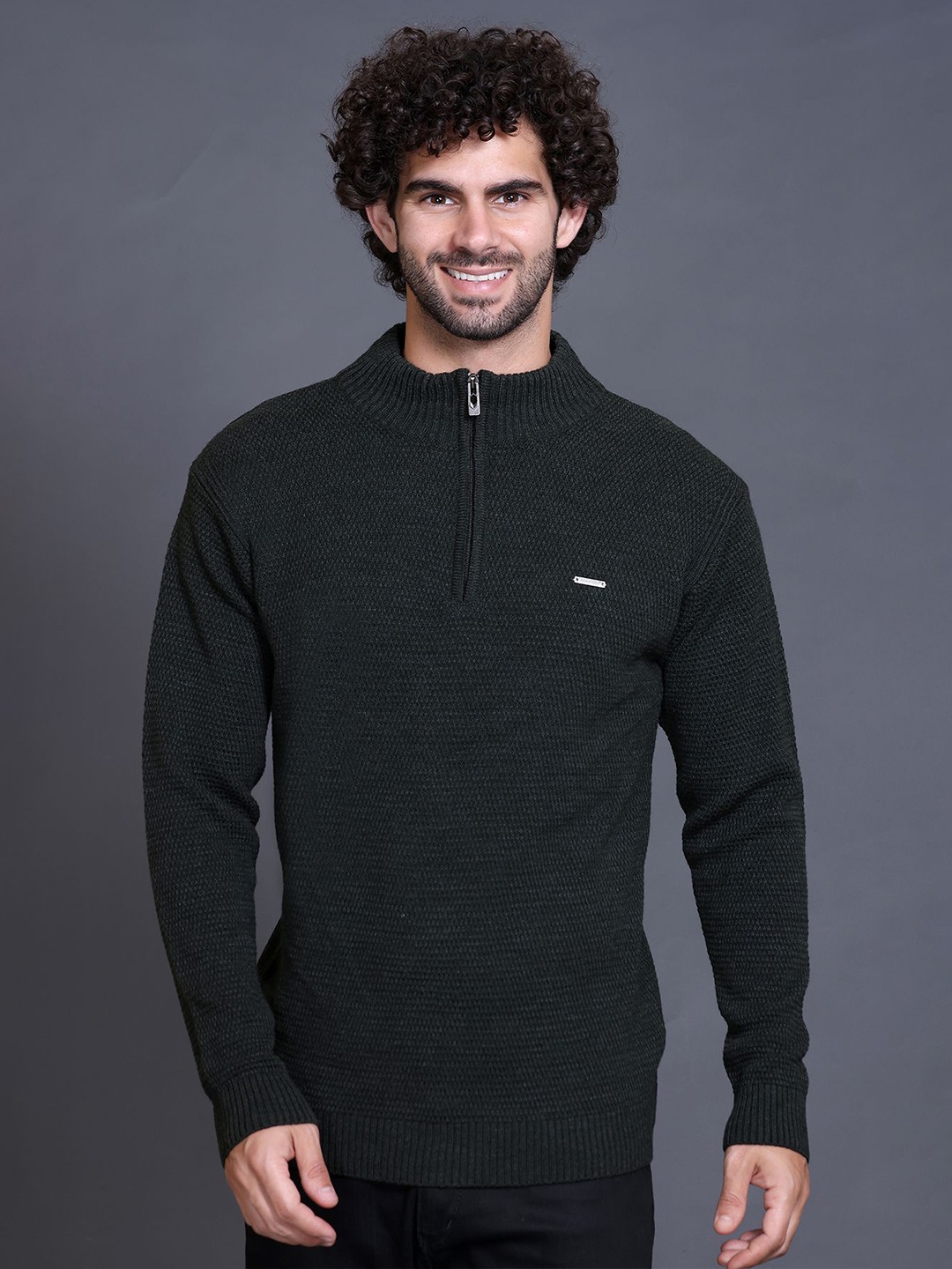 

GODFREY Men Long Sleeves Woollen Pullover, Olive