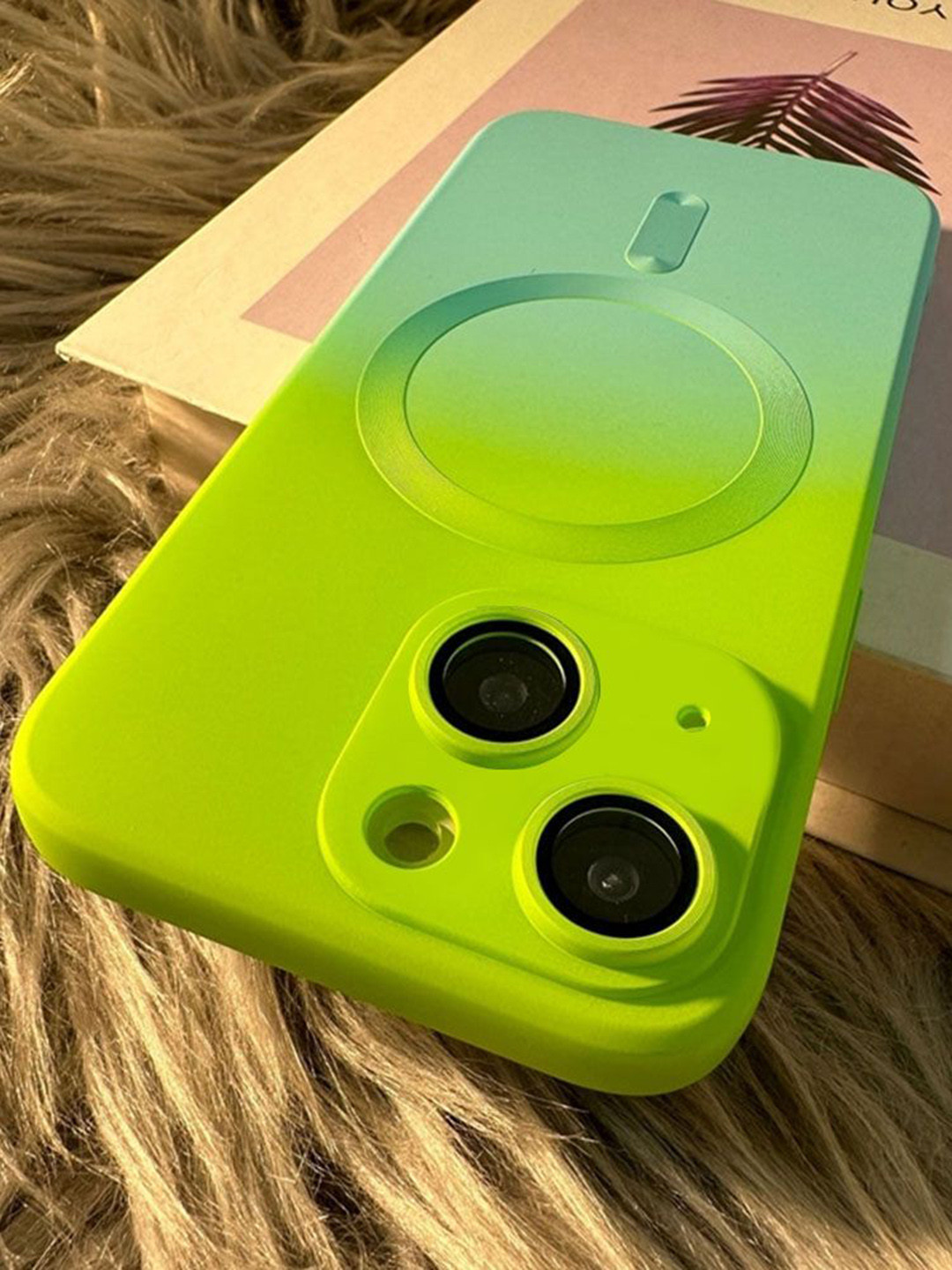

Luxury Kase Solid Printed iPhone 14 Back Case Mobile Accessories, Green
