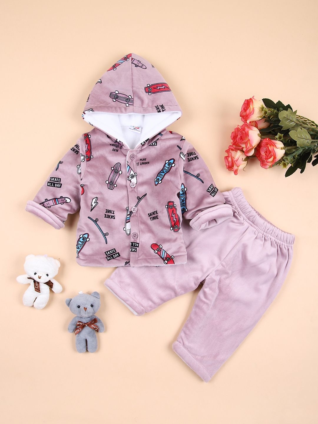 

V-Mart Boys Printed Pyjamas, Peach
