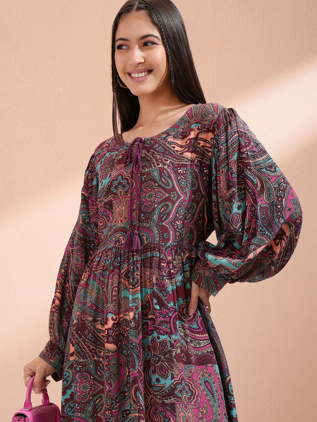 

Vishudh Women Ethnic Motifs Printed Fit & Flare Dress, Pink